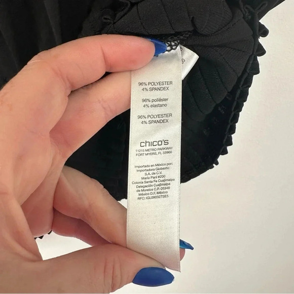 Chicos Women’s Knit Kit Pintuck Topper Size 2/12 Black Pleated Batwing Sleeve - Picture 4 of 9